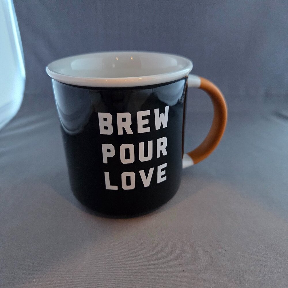 Starbucks Brew Pour Love 12oz Mug Black w/ Rubber Grip Handle